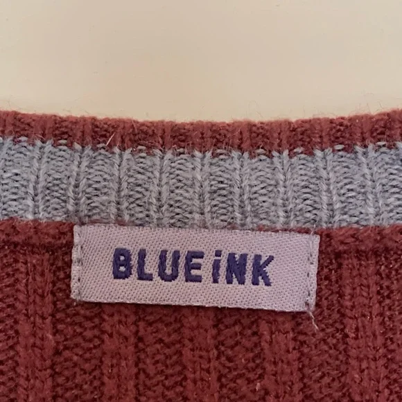 Vintage 80s Blue Ink Maroon Ribbed V-Neck Sweater - Picture 4 of 12